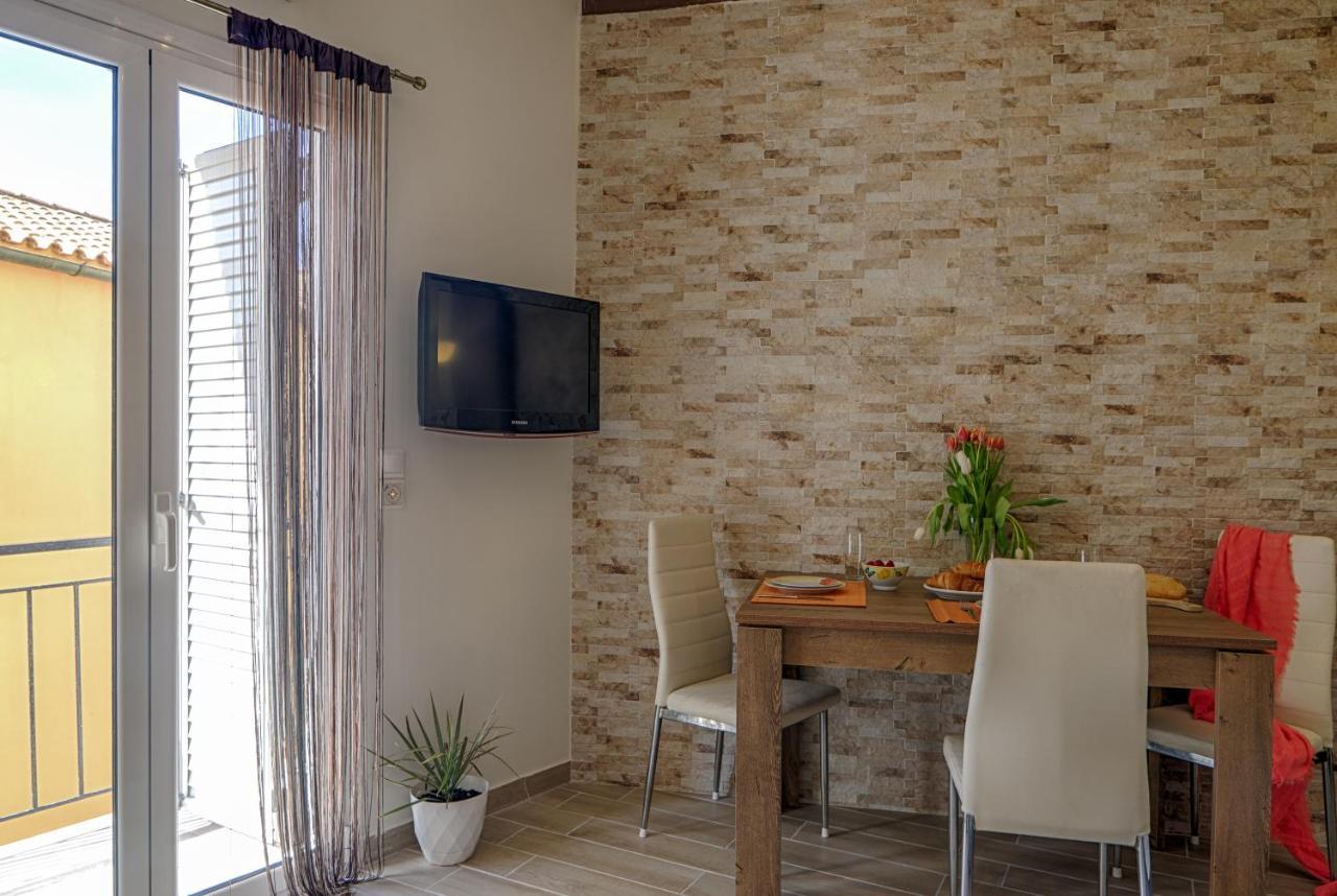 Renas Cosy Apartment Corfu  Esterno foto